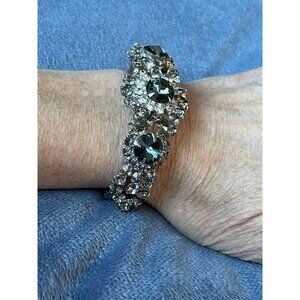 Vintage Unverified  Juliana Silver Tone Clamper Bracelet With Smokey Gray Rivoli